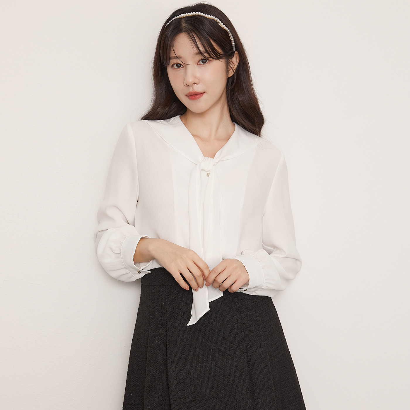 [헬로시모네] Iria 블라우스 파이앙스 SS26-IRBLFAY main image 1