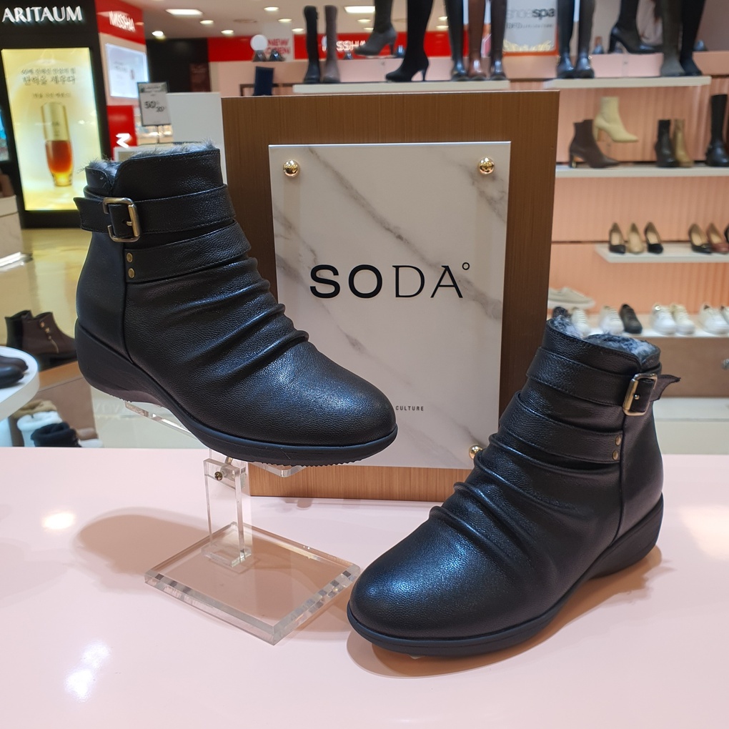 (SODA) 소다 여성 발편한 가죽 앵클 부츠 (5Cm통굽) FLB224JS10- 이랜드몰