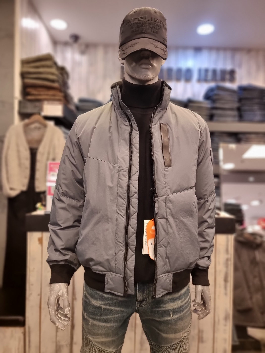 40401 flank pocket sales down bomber black