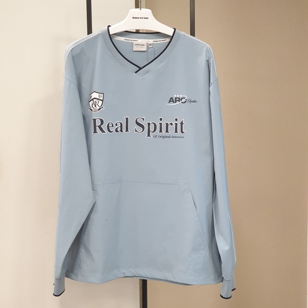 NC순천점 [인터크루] NC순천 공용 빠이삥 배색 브이넥 피스테 티셔츠 ITY1XM01ABLSJ