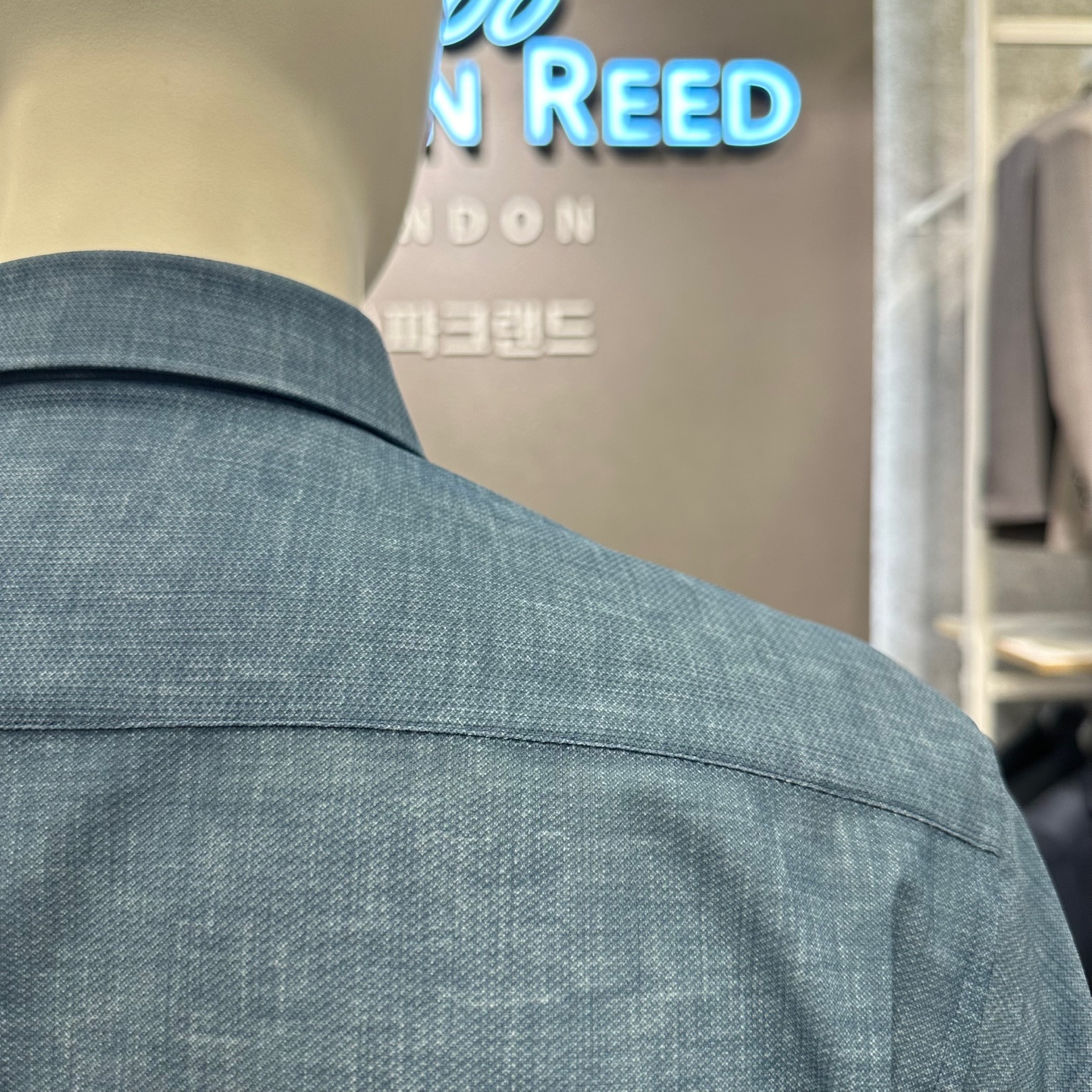 오스틴리드 by (주) 파크랜드 청주점 블루 솔리드 셔츠 ACL24103- 이랜드몰