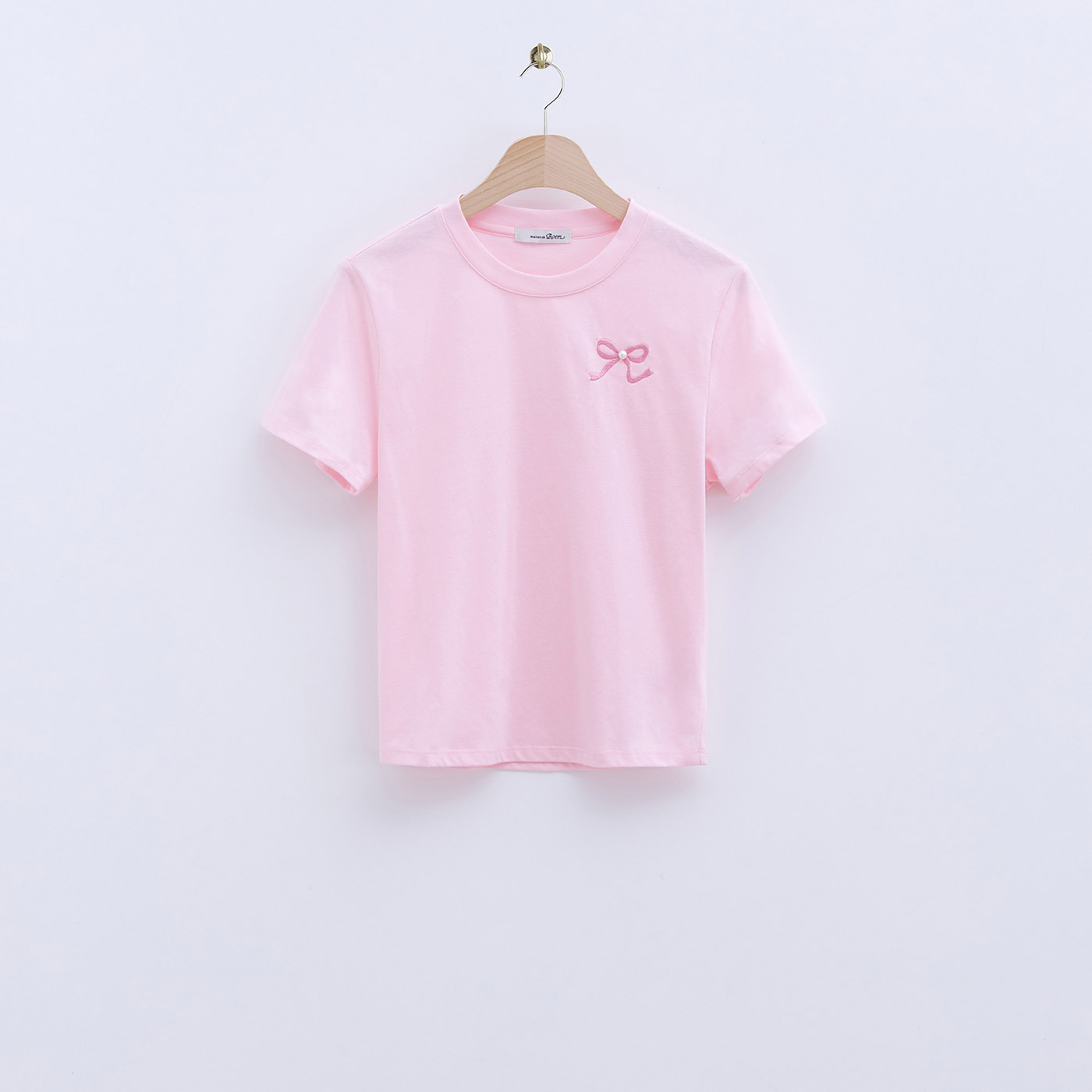 리본 자수 반팔 크롭 티셔츠(2colors)_RMHWE37RT1- 로엠