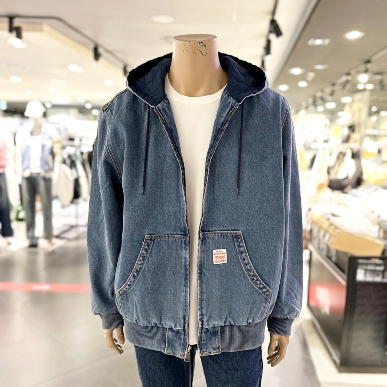 리바이스바디웨어 L E V I S 남녀공용 루즈 오버핏 빅사이즈 포트레로 트러커 안감 누빔 후드점퍼 풀지퍼 시보리 LA3222007 미디엄블루