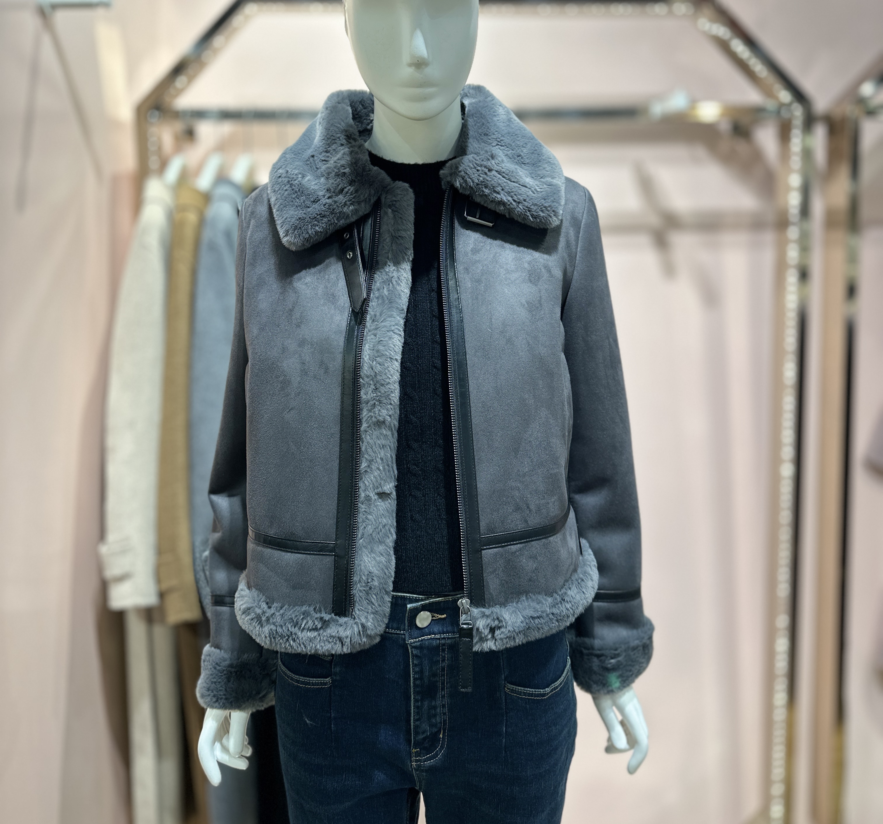 [숲(SOUP)]NC강남점 SOUP 하이넥 무스탕 자켓 OABMUT1  뉴코아강남