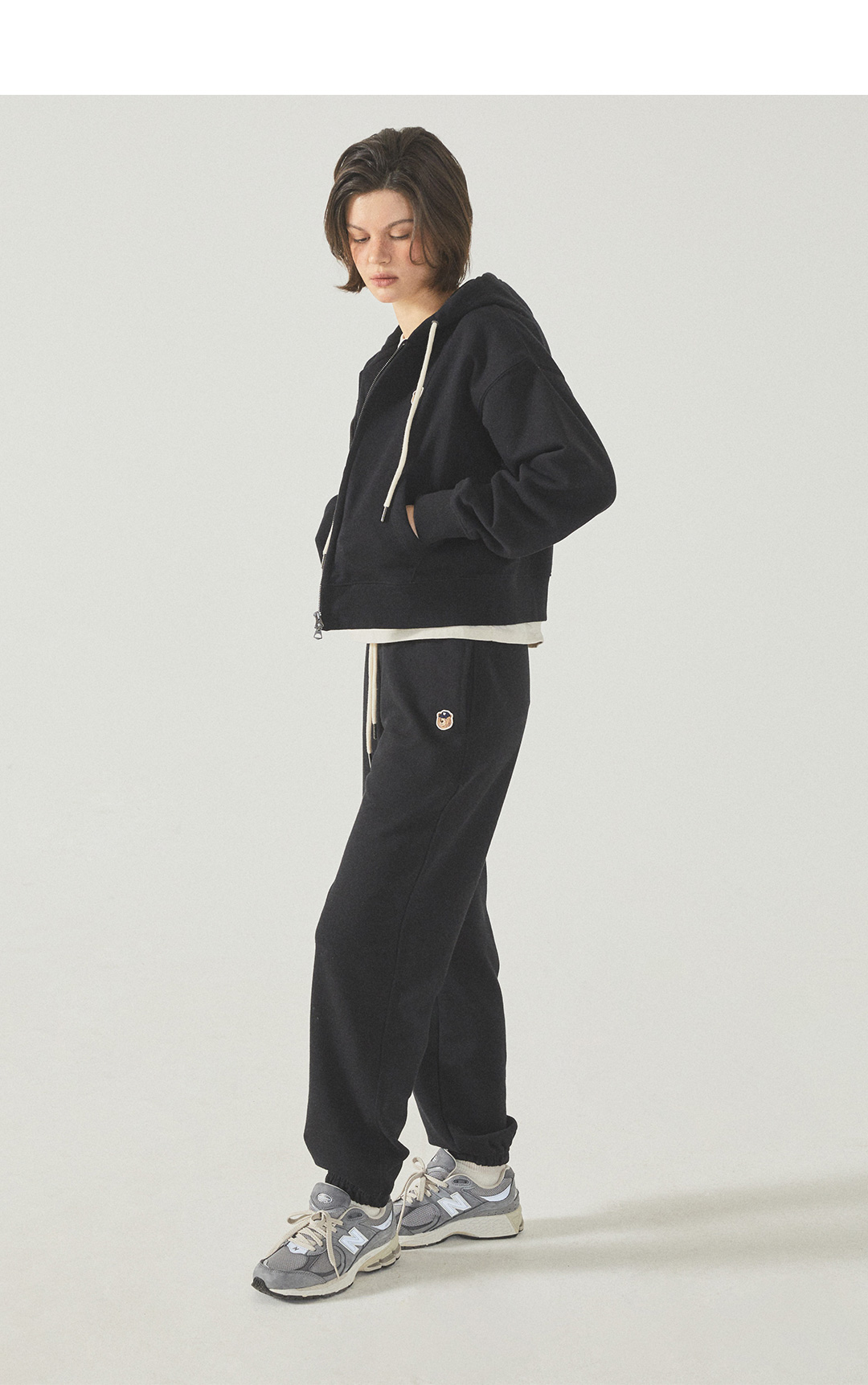 【WHO.A.U】Steve Head Patch Jogger Pants Steve Head Patch Jogger Pants(F) - 후아유닷컴