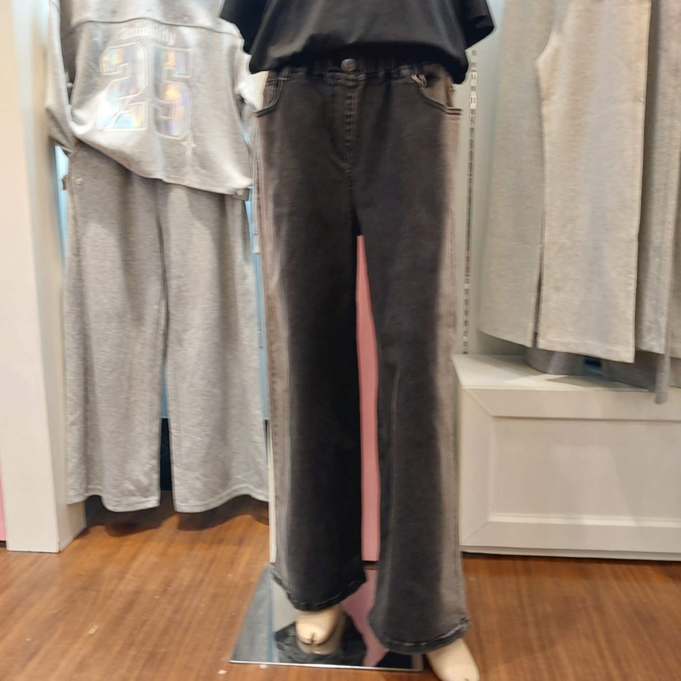 애플핑크 대박세일 JCB /사이드 워싱 와이드 데님팬츠/JBP9-U544-GSB 블랙 140