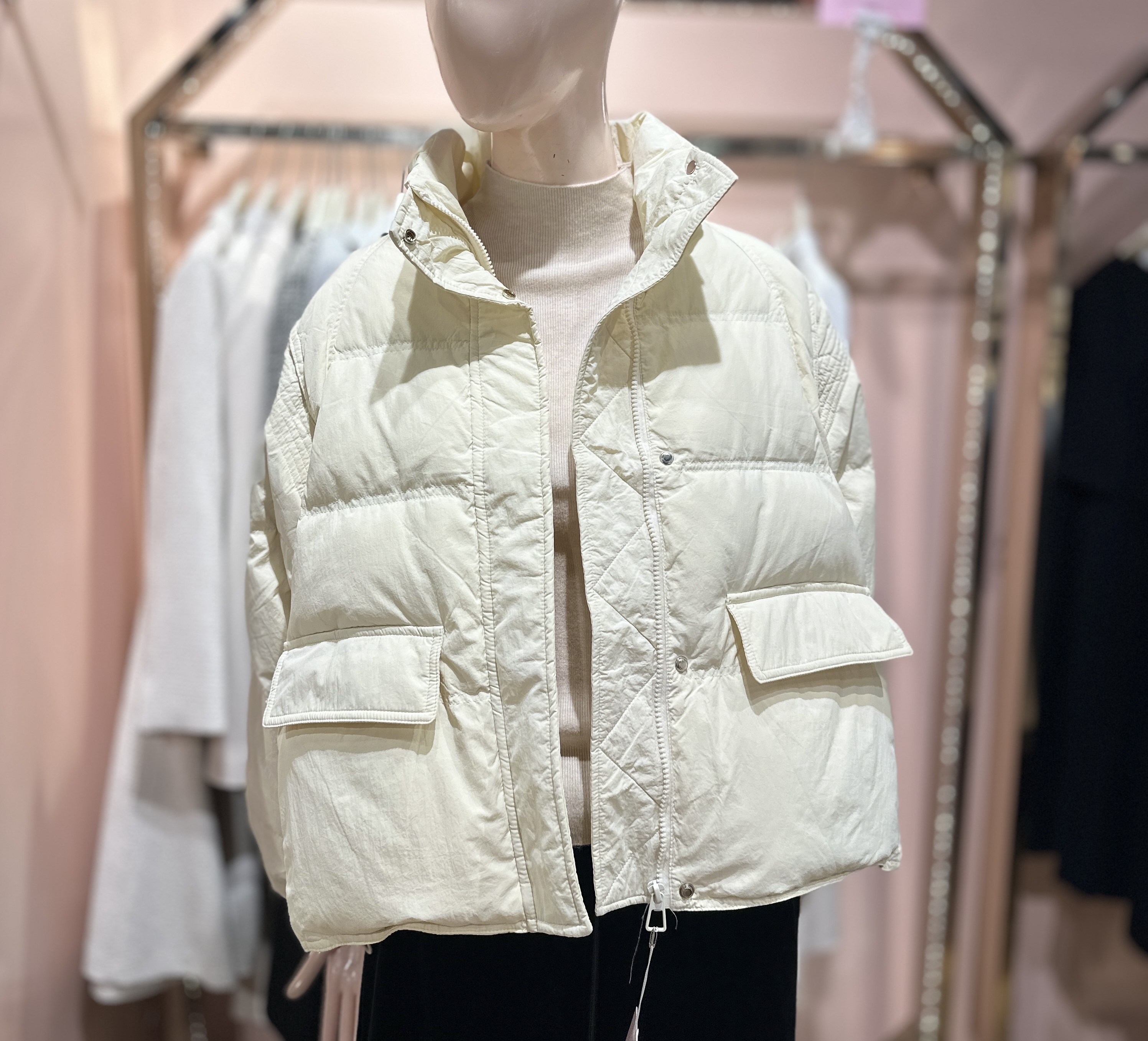 [숲(SOUP)]NC강남점 SOUP 하이넥 덕다운 패딩 점퍼 OBBPAR3 뉴코아강남