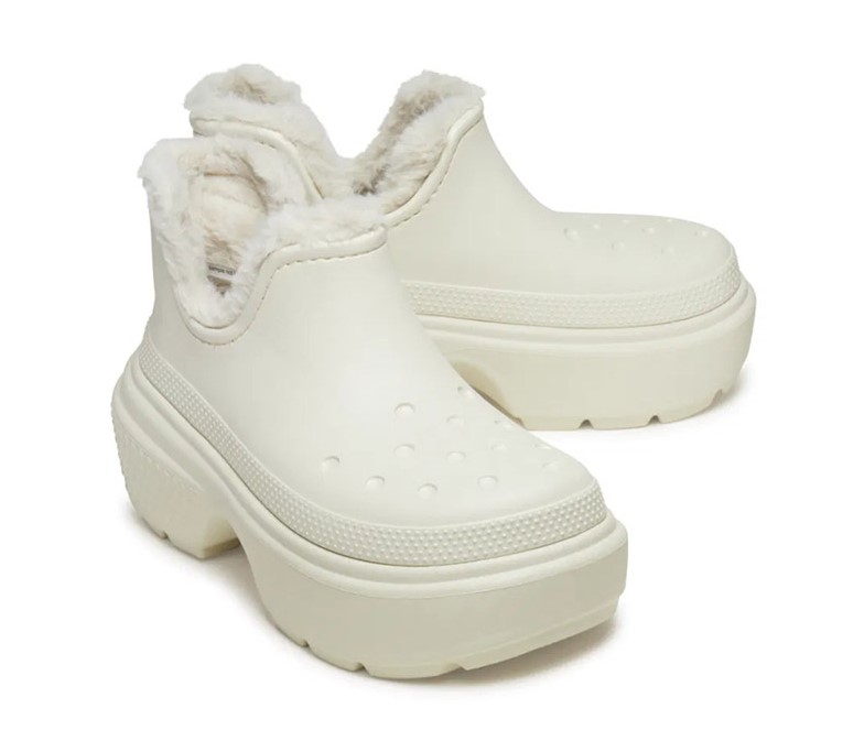 이천일아울렛 분당점 크록스 스톰프 라인드 쇼티 공용부츠 210673-0JI