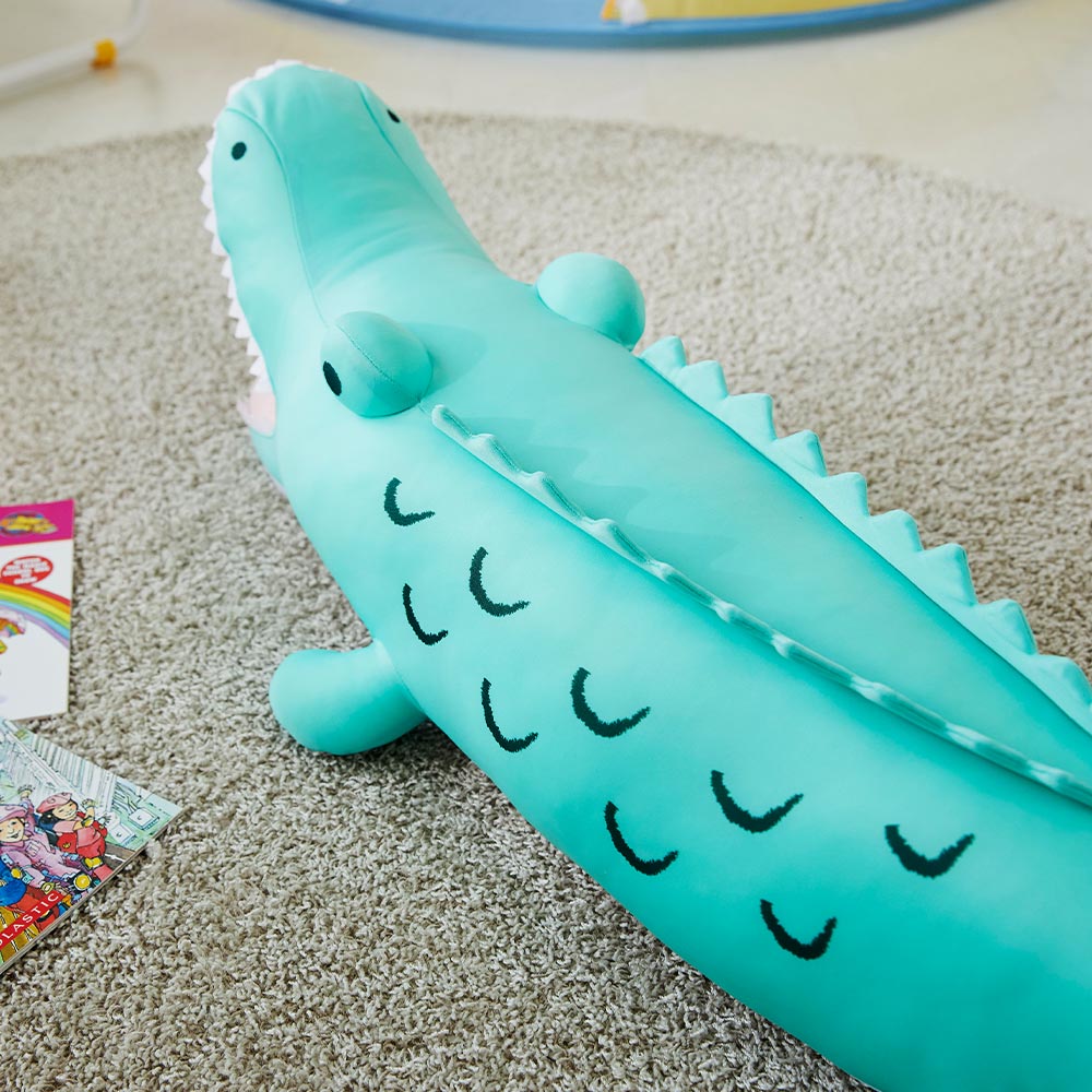 2203417615_0000005.jpg?w=750&h